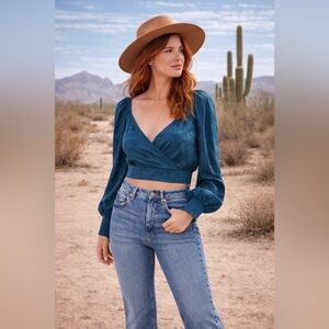 Band of the Free Camille Crossover Crop Top Deep Teal Women’s Medium NWT